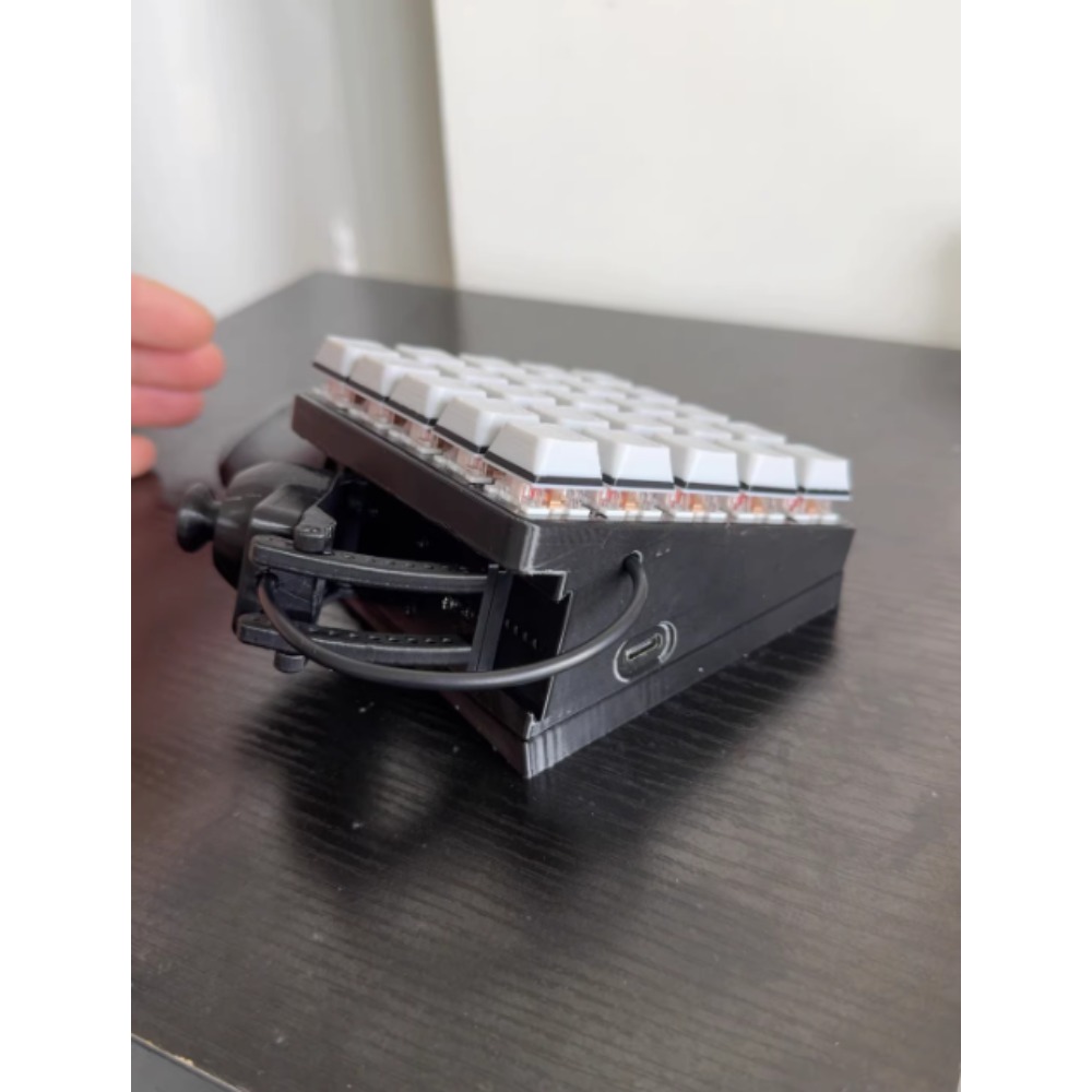 DIY One-handed Game Joystick G - đánh giá và giá Gaming Keyboard Hand