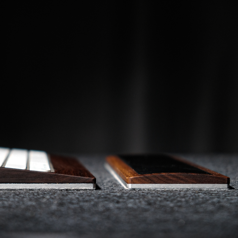 Woody Cowhide Palm Rest for Me - đánh giá và giá Gaming Keyboard Hand